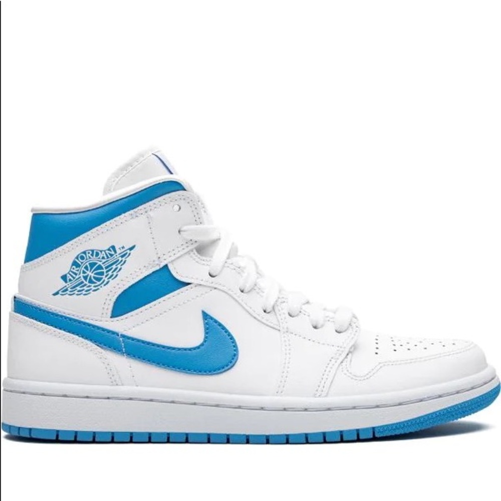 Air Jordan 1 Mid 'UNC'